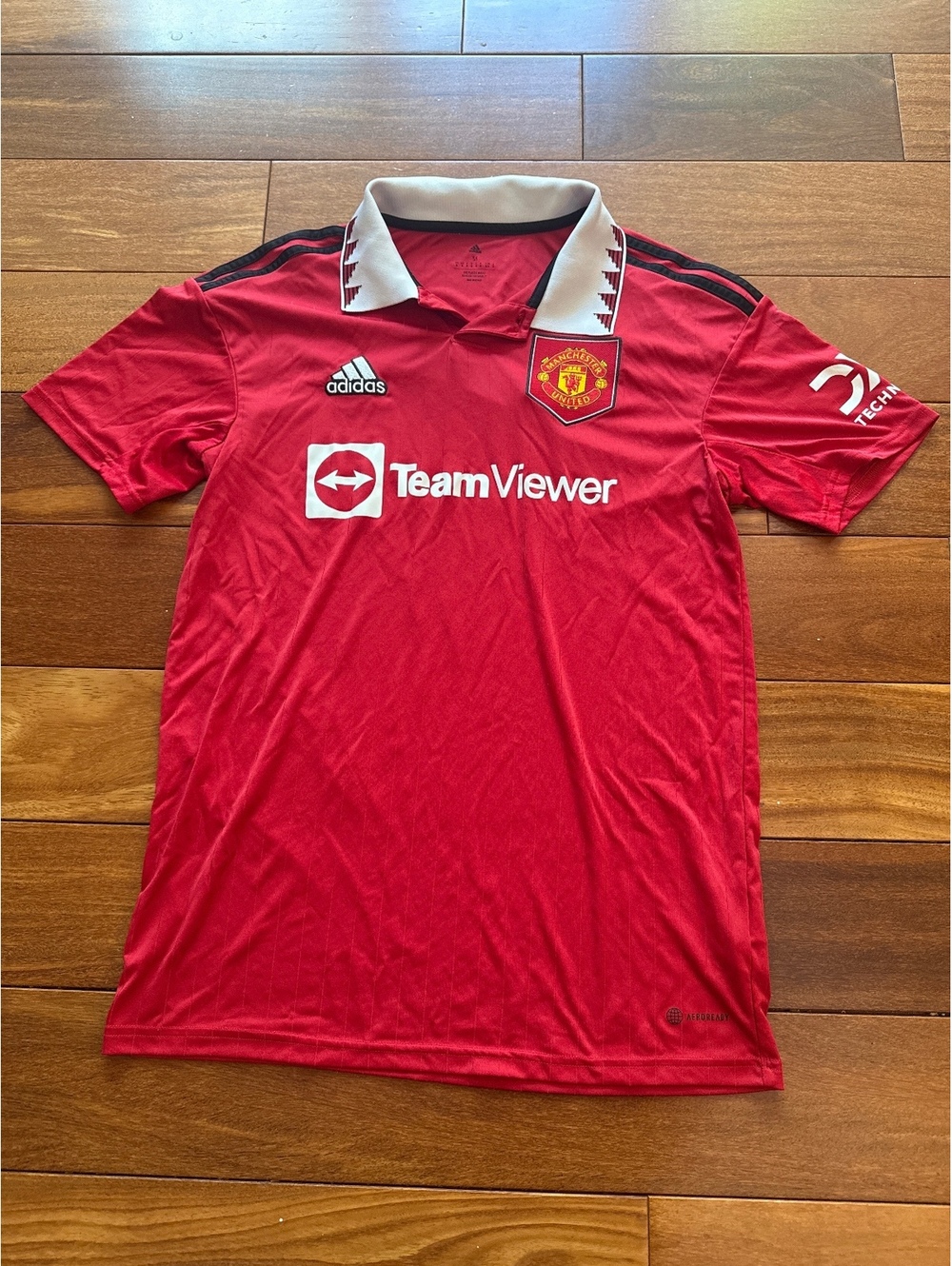 Manchester United Jersey M